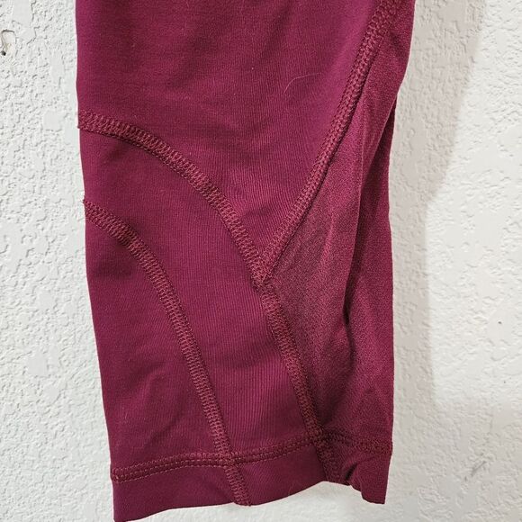 Lululemon Athletica Run Inspire Crop II - Picture 2 of 9